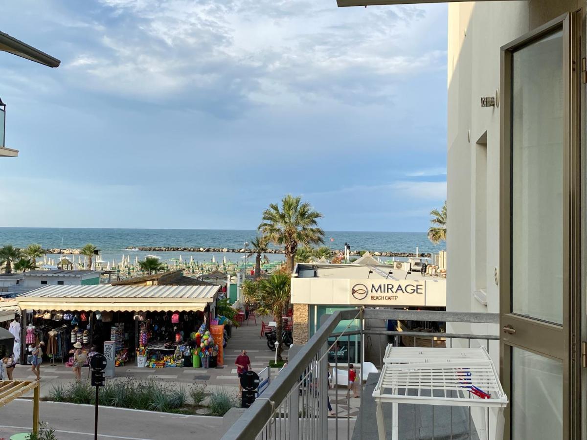 Favolosa Vista Mare Rimini Exterior foto